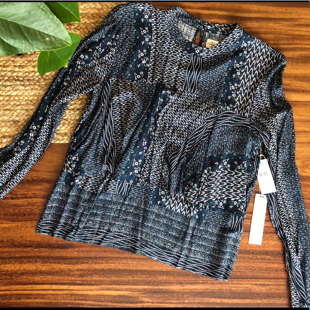 Long sleeve blouse